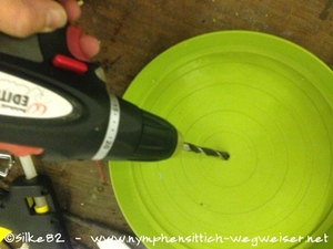 Loch für die Fontaine in den Deckel bohren  