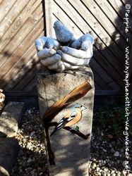 Im Garten der Vogelpension