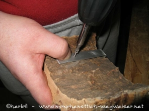 Haken anschrauben