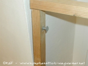 Fenstergitter durch Schraube fixieren