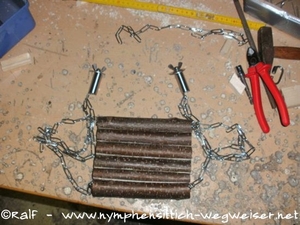 Edelstahlketten anbringen