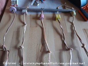 Lederbänder anbringen